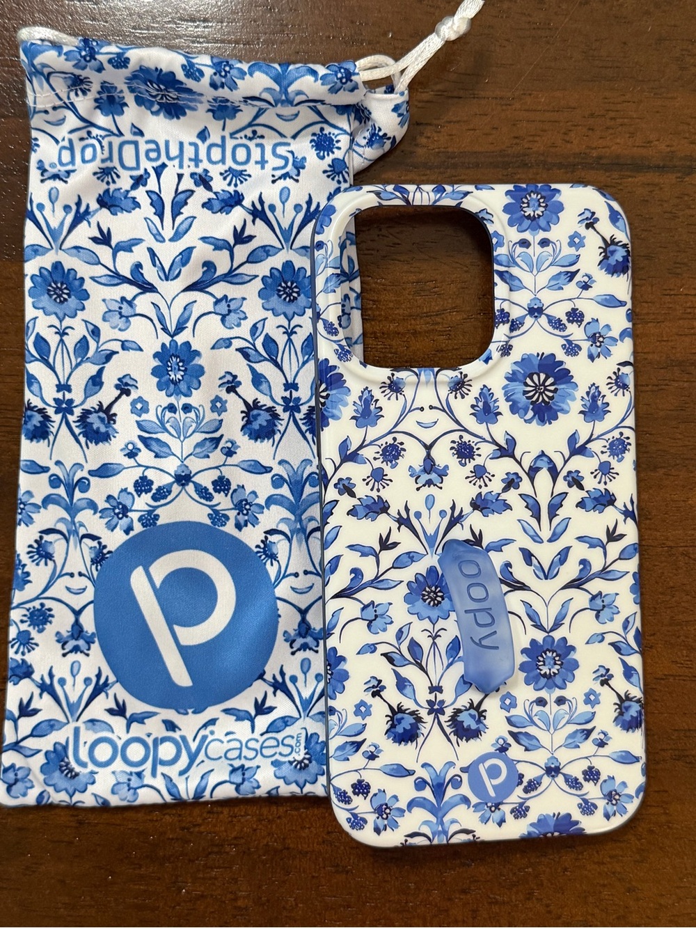 Loopy Case Blue & White Floral iPhone 15 Pro Max